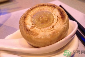 蘑菇和茄子能一起吃嗎？蘑菇和茄子一起吃會(huì)中毒嗎？
