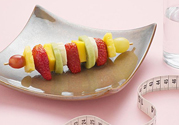 菠蘿和什么榨汁好喝？菠蘿榨汁加什么好喝？