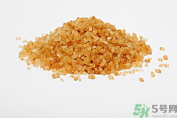 紅糖和山楂能一吃嗎？紅糖和山楂煮水喝有什么好處？