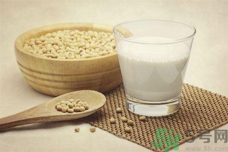 降低膽固醇的方法有哪些？降低膽固醇吃什么好？