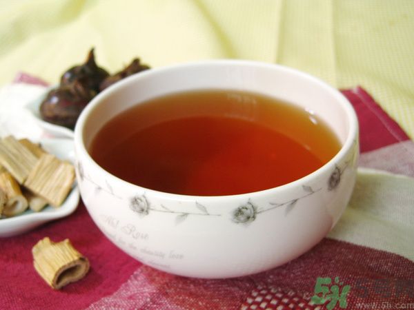 早上起床惡心想吐是怎么回事？起床惡心怎么辦？