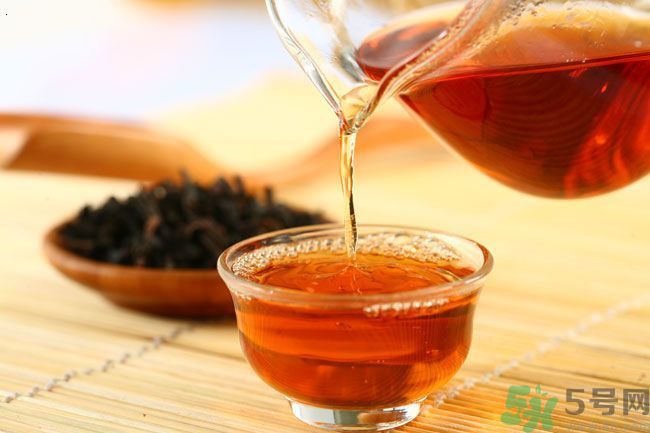 春天喝紅茶好不好？春天喝紅茶還是喝綠茶好呢？