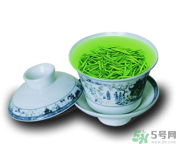 春天喝紅茶好不好？春天喝紅茶還是喝綠茶好呢？