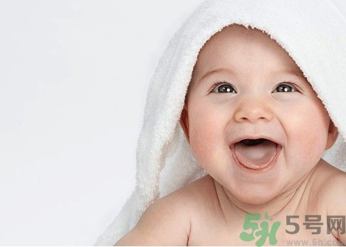 兒童的耳朵怎樣保護(hù)？保護(hù)寶寶的耳朵要做什么？