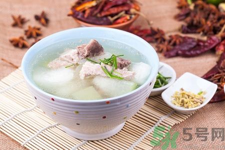 孕婦水腫怎么消除？孕婦水腫喝冬瓜排骨湯有效果嗎？