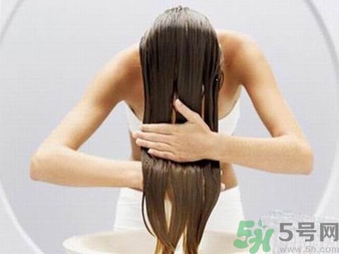 頭發(fā)分叉怎么辦？頭發(fā)油怎么辦？