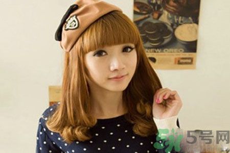 臉大的女生適合短發(fā)嗎？臉大的女生適合什么發(fā)型？