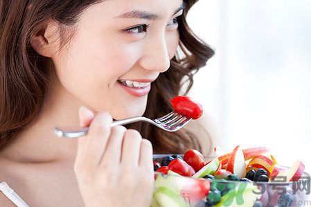 剖腹產(chǎn)后能吃蘋果嗎？剖腹產(chǎn)后能吃什么水果？