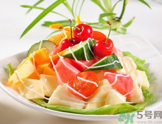 在飯后做運(yùn)動(dòng)什么對(duì)身體好？飯后有什么不能做？
