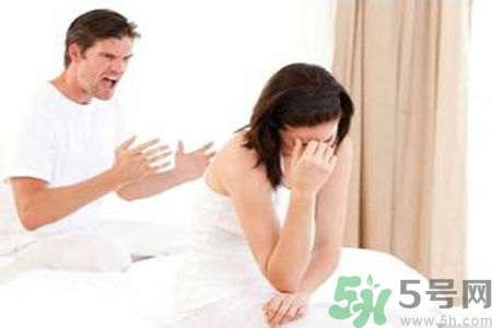 男人劈腿的表現(xiàn)有哪些？怎么判斷一個男人是否劈腿？