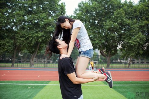 情侶最萌身高差是多少？女生多高最好？