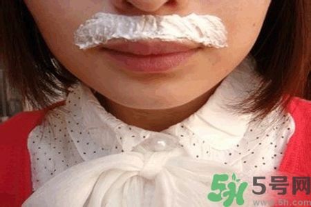 女生長(zhǎng)胡子怎么辦？女生長(zhǎng)胡子是什么原因？