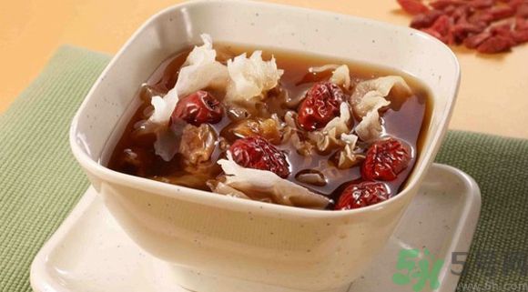貧血吃什么補血？貧血吃阿膠好嗎？