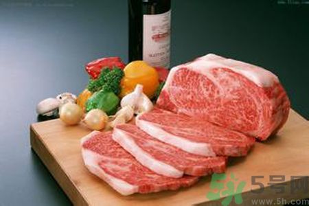 吃什么食物容易得腎結(jié)石？腎結(jié)石不能吃什么？