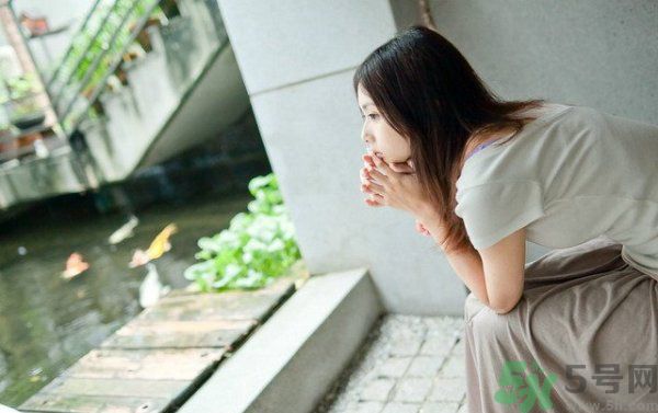 月經(jīng)推遲怎么辦？月經(jīng)推遲是什么原因？