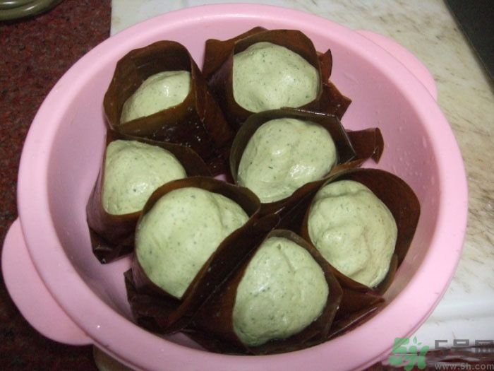 客家艾粄怎么做呢？艾粄怎么做才好吃？