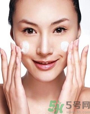 為什么會長痘痘？痘痘有哪幾種類型的？