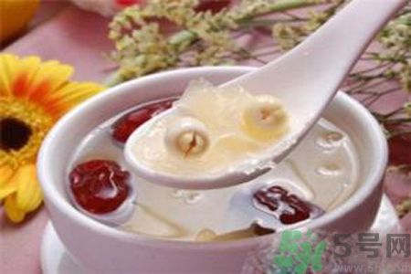 補(bǔ)血的湯有哪些？補(bǔ)血的湯怎么做？
