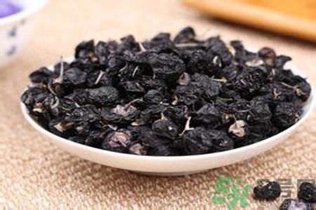 黑枸杞有什么功效？黑枸杞的好處有哪些？