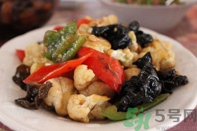 黑木耳怎么做好吃？黑木耳的家常做法？