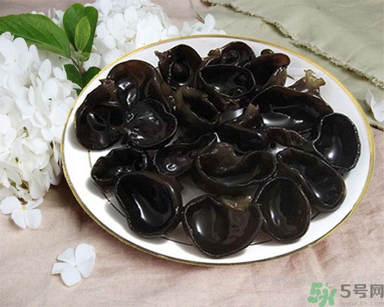 孕婦可以吃黑木耳嗎？孕婦不能吃黑木耳的原因？