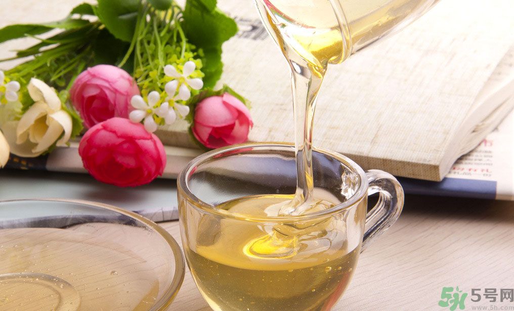 胃潰瘍可以喝蜂蜜嗎？服用蜂蜜要注意什么？
