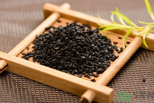 黑芝麻怎么吃可以治白發(fā)？黑芝麻真的能治白頭發(fā)？