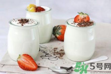 痛風(fēng)可以喝酸奶嗎？痛風(fēng)喝酸奶好嗎？