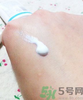 apieu防曬霜怎么樣？apieu防曬霜好用嗎？