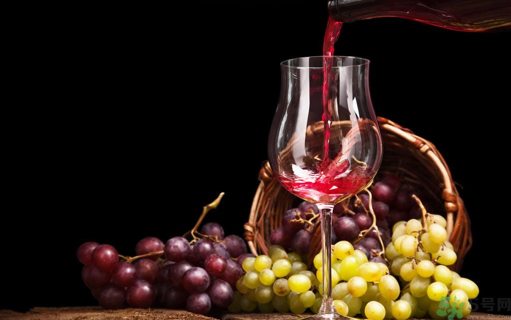 痛風(fēng)可以喝紅酒嗎？痛風(fēng)喝紅酒好嗎？