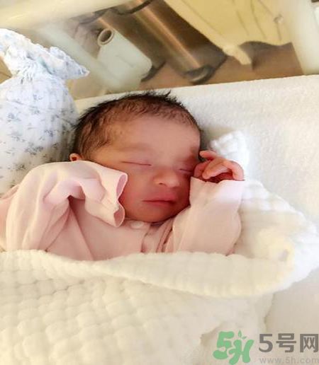 戴倩嬌產女是怎么回事？戴嬌倩的老公是誰？