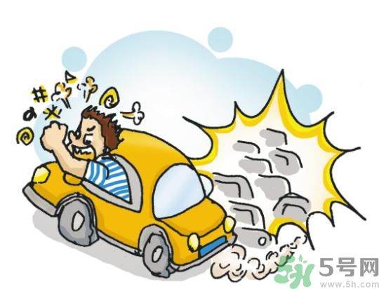 爸爸姐姐飛走了 發(fā)生車禍如何自救？
