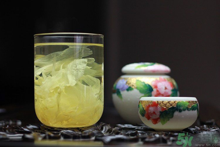 月經(jīng)期間可以喝牡丹花茶嗎？月經(jīng)期間和牡丹花茶好嗎？