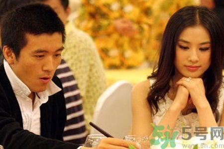 黃圣依和楊子離婚了嗎？黃圣依和楊子什么關(guān)系？
