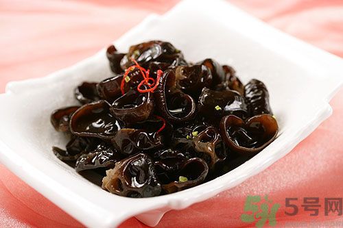 萵筍可以和木耳一起炒嗎？萵筍和木耳一起炒好嗎？