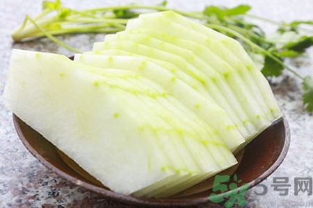 冬瓜可以去眼袋嗎？冬瓜怎么去眼袋？
