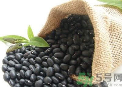 黑豆要泡多久才會(huì)軟？黑豆要越泡越久嗎？