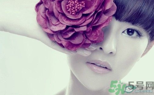 怎么快速畫出敲門妝？敲門妝要怎么畫？