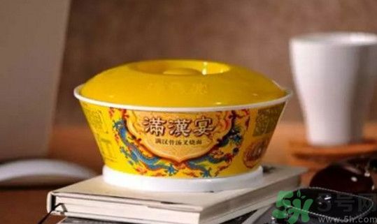滿漢宴方便面多少錢一桶？滿漢宴方便面多少錢一箱？