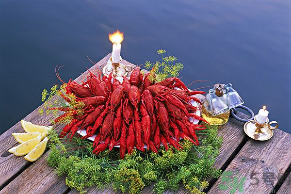 油燜大蝦為什么肉散了？油燜大蝦怎么做肉不散？