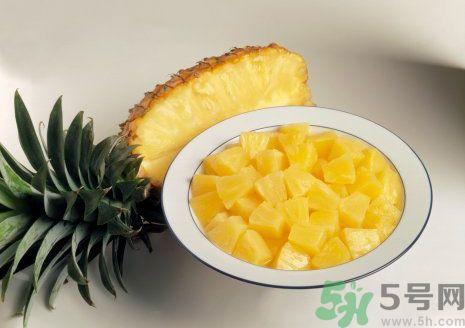 晚上9點(diǎn)可以吃菠蘿嗎？晚上吃芒果好嗎？