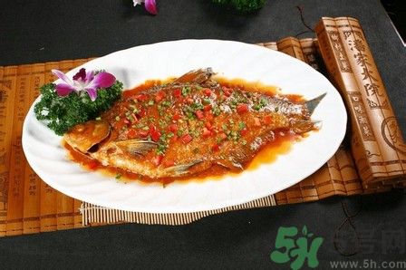 武昌魚是鳊魚嗎？武昌魚和鳊魚區(qū)別哪個(gè)好吃？