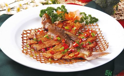 武昌魚是鳊魚嗎？武昌魚和鳊魚區(qū)別哪個(gè)好吃？
