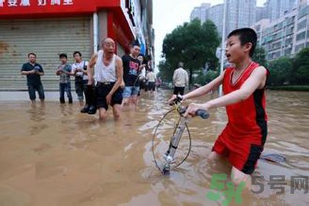 湖南為什么出現(xiàn)暴雨？湖南暴雨受災嚴重情況？