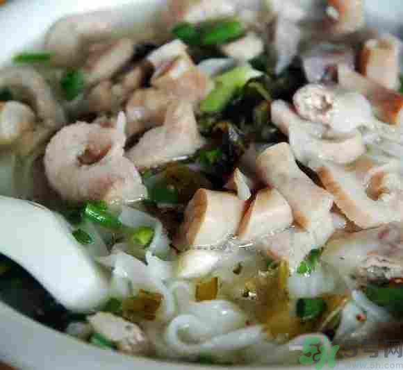 早餐吃面還是包子比較好？早餐吃包子和面健康嗎？