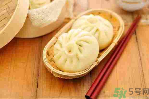 早餐吃面還是包子比較好？早餐吃包子和面健康嗎？