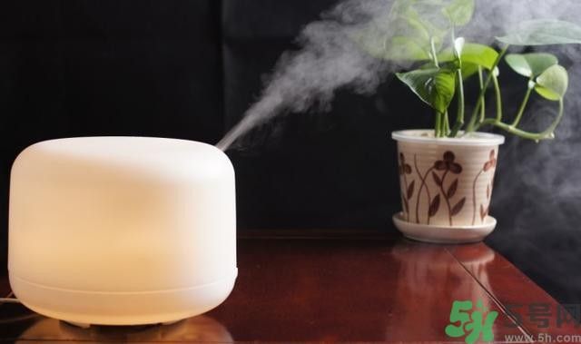 加濕器不適合什么人用？使用加濕器要注意些什么？