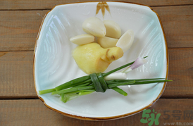 煲湯用什么鍋好？燉雞湯用什么鍋好呢？