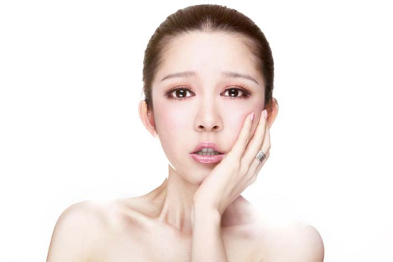 蘭薇兒水漾CC霜怎么樣？蘭薇兒水漾CC霜好用嗎？
