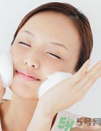 詩(shī)莉薇松茸.瑾皙亮妍潔面乳怎么樣？詩(shī)莉薇 松茸.瑾皙亮妍潔面乳好用嗎？